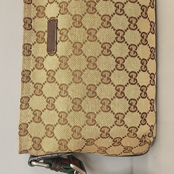 ✨️GUCCI GG Canvas Rectangular Crossbody Bag - Picture 4 of 16